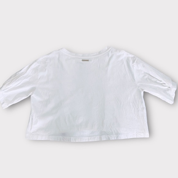 Le Lis Blanc Deux Women’s Top Boxy Crop Folded Elbow Length Sleeve Crisp White - Picture 5 of 6